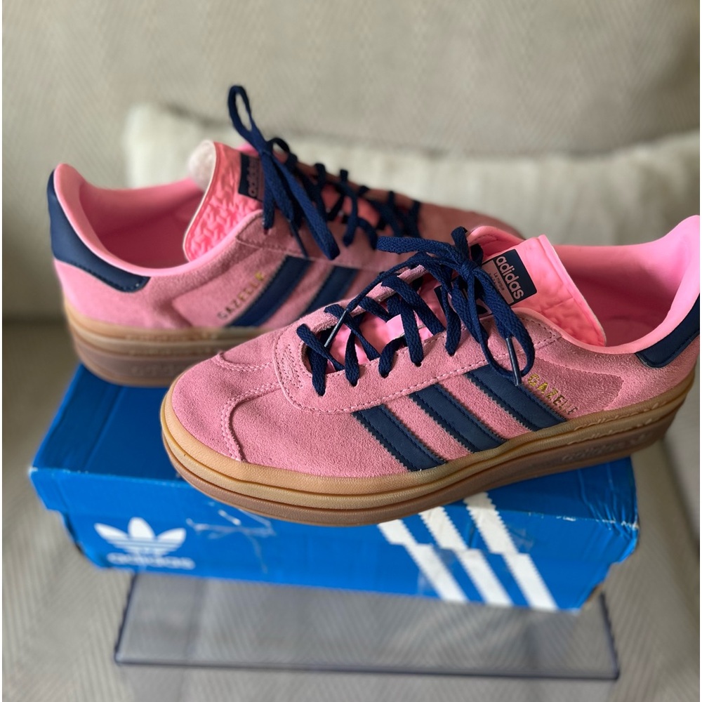 Women’s Adidas Gazelle Bold pink glow/purple